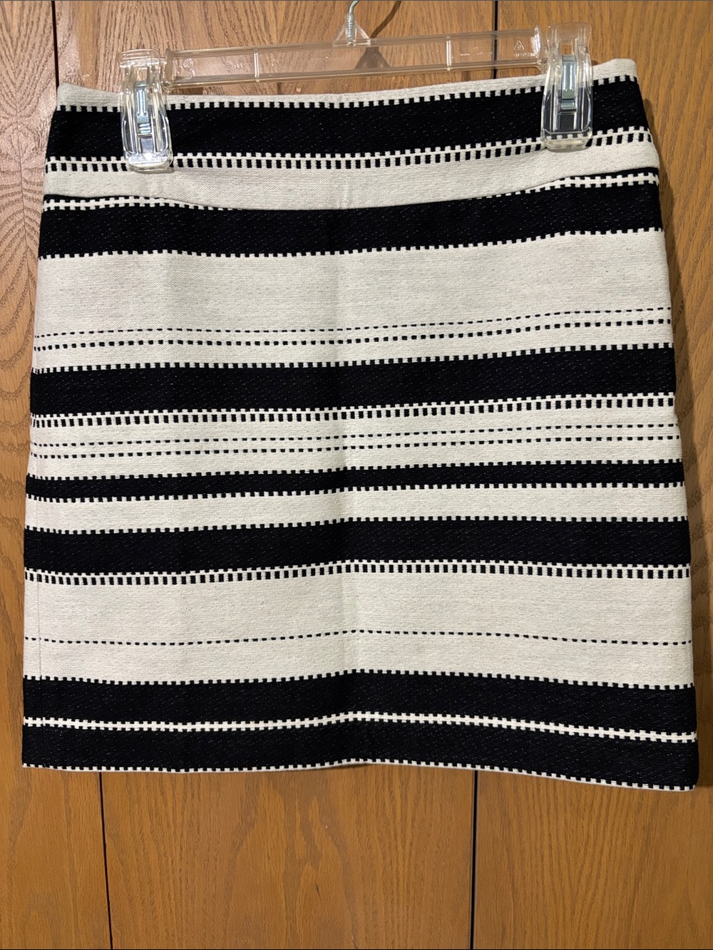 LOFT Black and White Striped Mini Skirt size 2 cotton